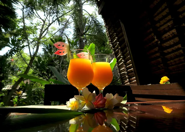 Cili Emas Oceanside Resort Tejakula