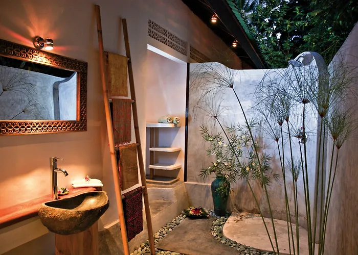 Cili Emas Oceanside