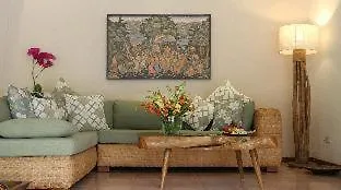 Cili Emas Oceanside 3*